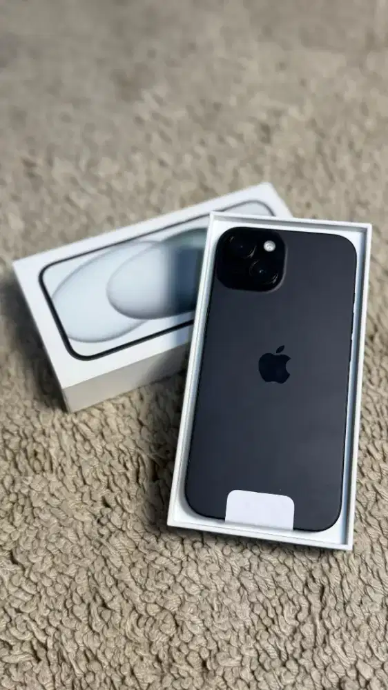iPhone 15 128Gb iBox
BNOB