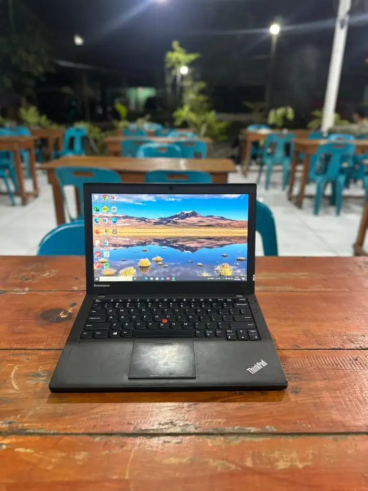 Lenovo Thinkpad X240 Core i7 RAM 8GB SSD 256GB