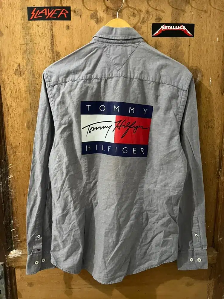Kemeja Tommy Hilfiger