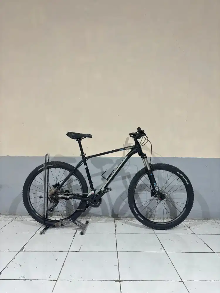 POLYGON XTRADA 6 TAHUN 2020