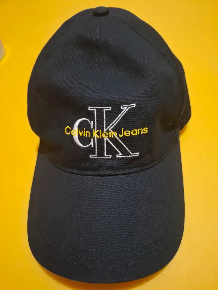 Topi Calvin Klein original.