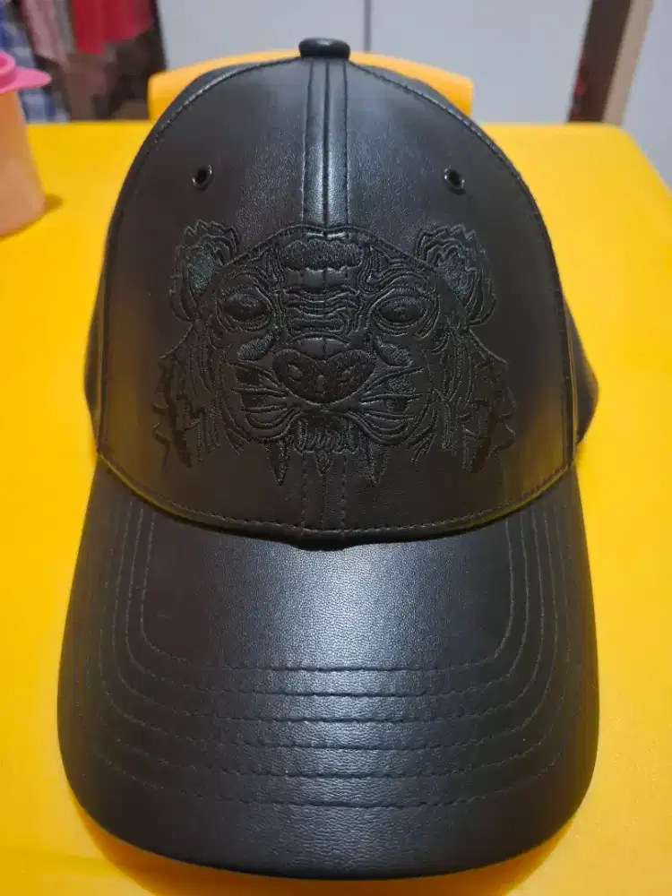 Topi Kulit Kenzo