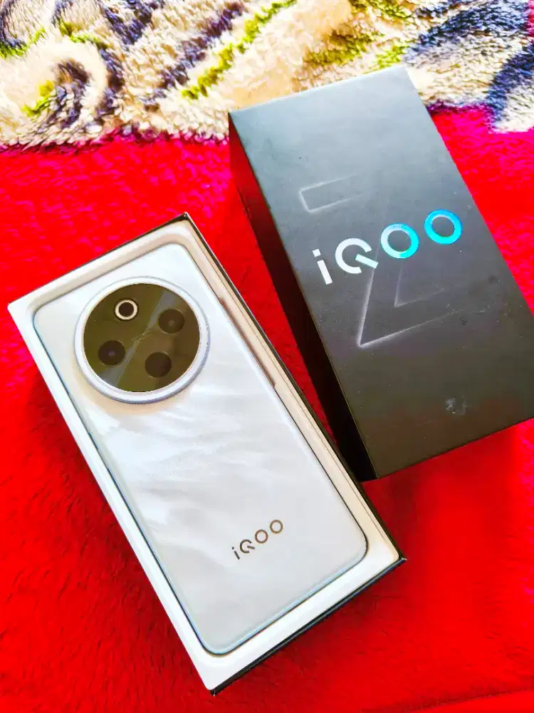 IQOO Z10 5G RAM 12+12/256 MULUS GARANSI PANJANG