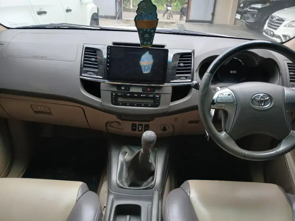 Fortuner G Solar 2012 manual jos