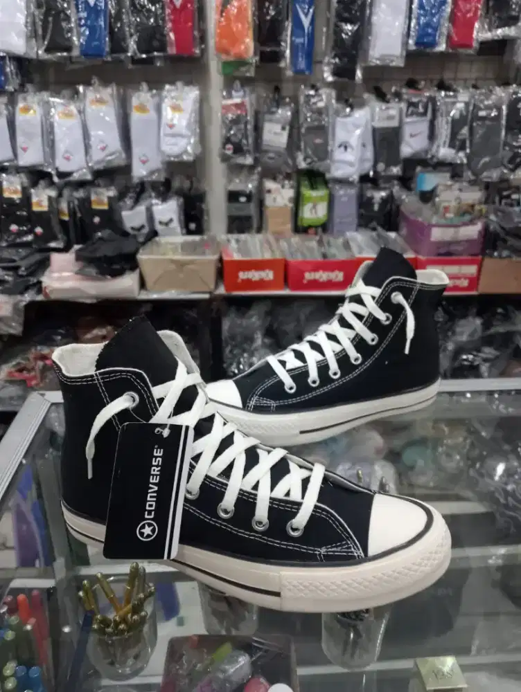 Sepatu Converse boot murah