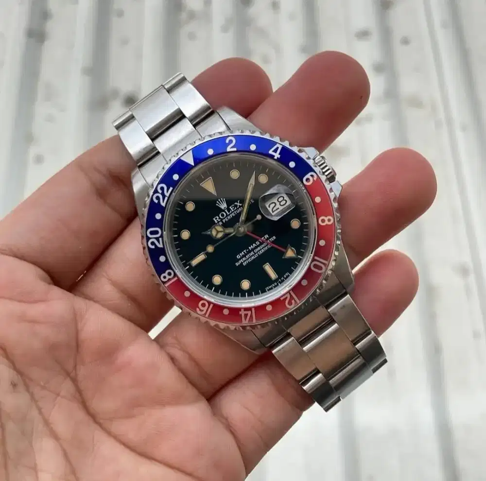 ROLEX GMT MASTER *PEPSI* 16700 AUTOMATIC ORIGINAL
YEAR: 1992