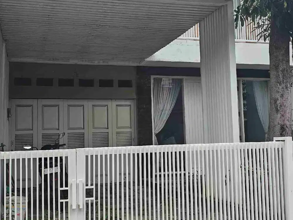 Disewakan Rumah Di Gayungsari Cluster perumahan one gate