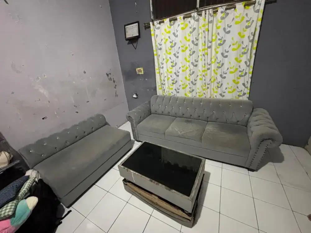2 sofa 1 meja harga 1JT