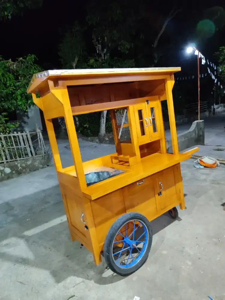 Promo Gerobak Mie Ayam jg Melayani Pesanan Grobak Bakso Bubur Sate dlL