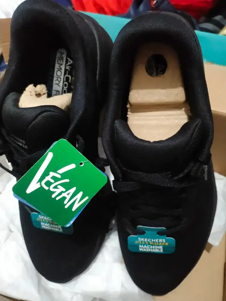 Jual Skechers Original Pria