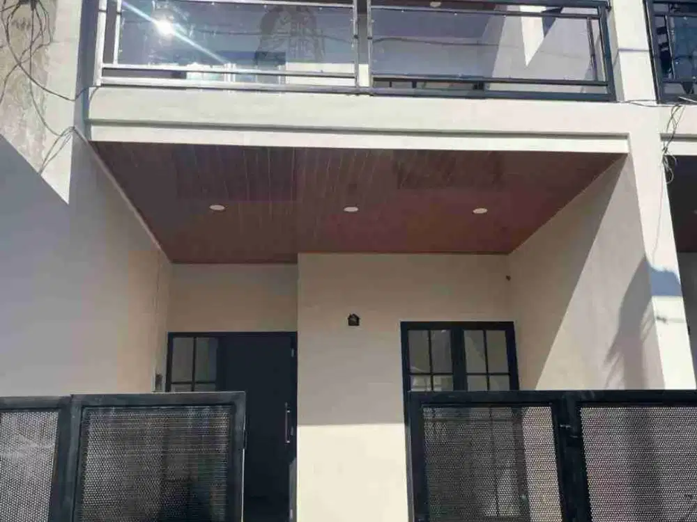 GRANTING BARU 2 Lantai ‼️ Rumah Baru Gress Area Simokerto