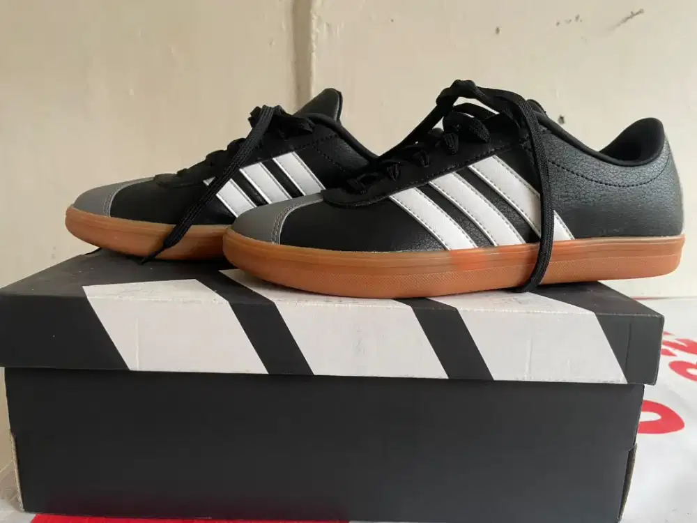 Original Adidas skate sneakers mulus tdk nike sb onitsuka dc vans fila