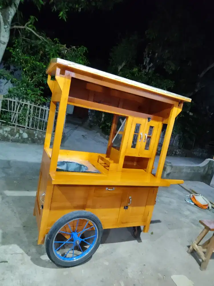 Promo Gerobak Mie Ayam jg Melayani Pesanan Grobak Bakso Bubur Sate dlL