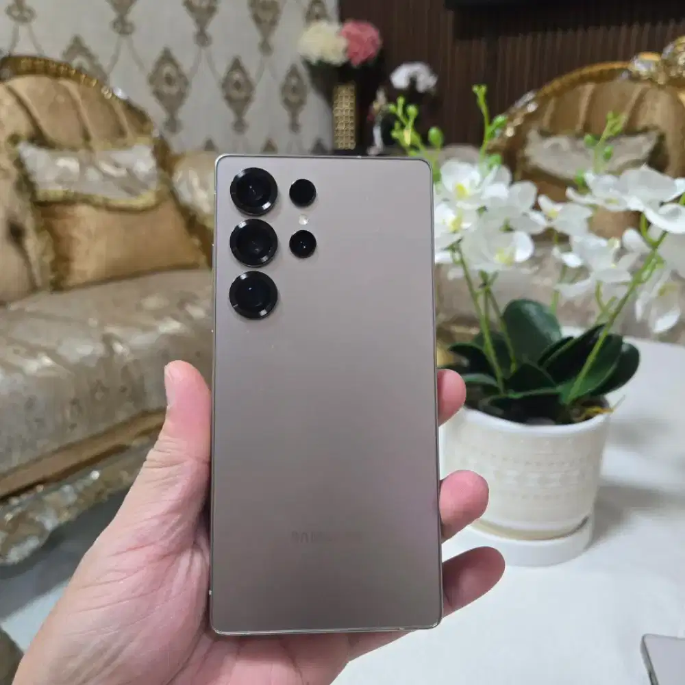 S25 Ultra 1 TB Mulus bagus normal pemakaian dari baru