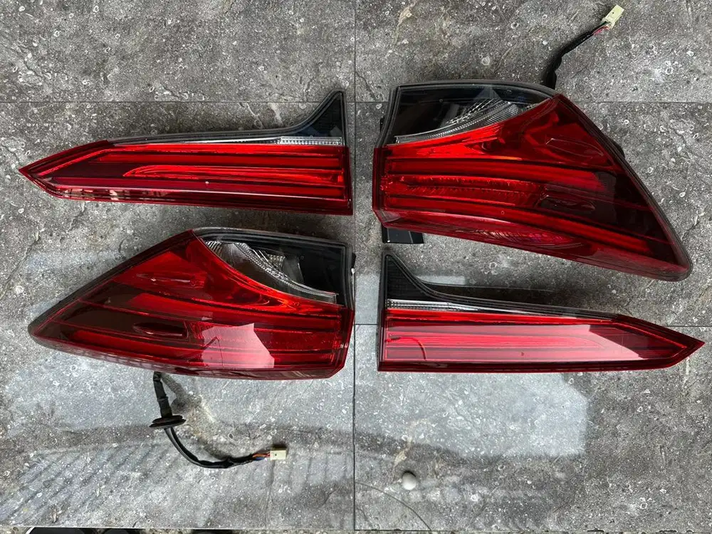 Stoplamp LED Fortuner VRZ TRD Tahun 2018