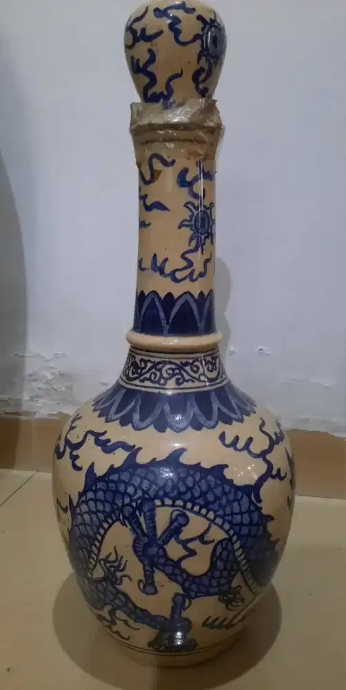 Dijual Guci Gambar Naga