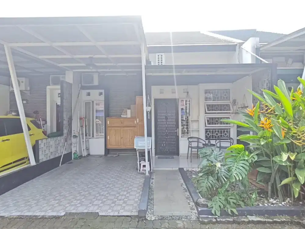 DIJUAL CEPAT Rumah 1,5 lantai lokasi strategis dalam cluster di Cilangkap