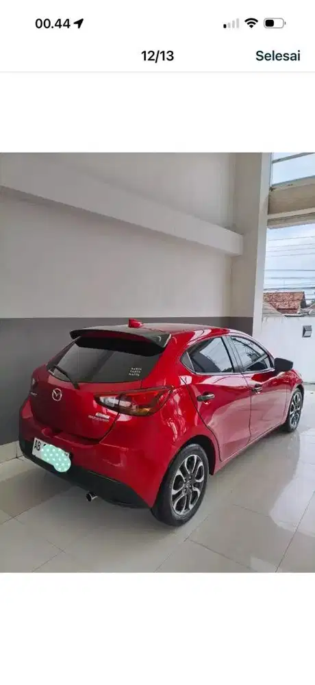 Mazda merah merona