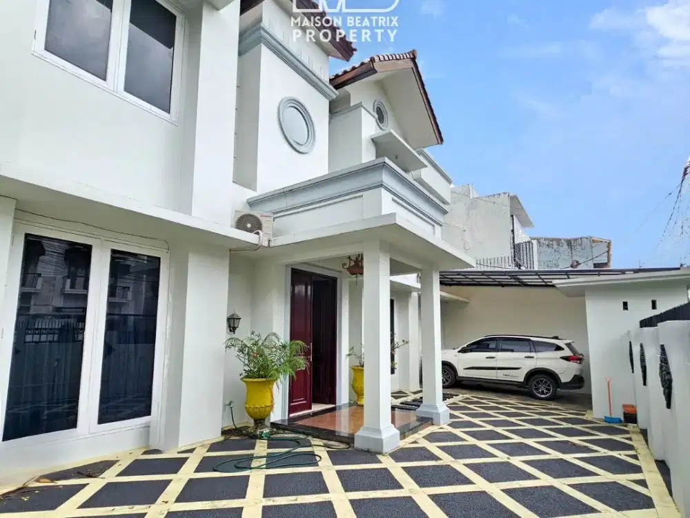 DIJUAL RUMAH KALANGAN SULTAN SIAP PAKAI ADA PRIVATE POOL SIAP NEGO