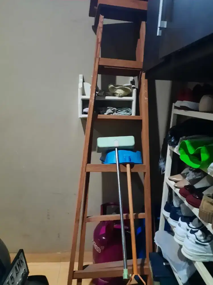 Dijual Tangga Kayu