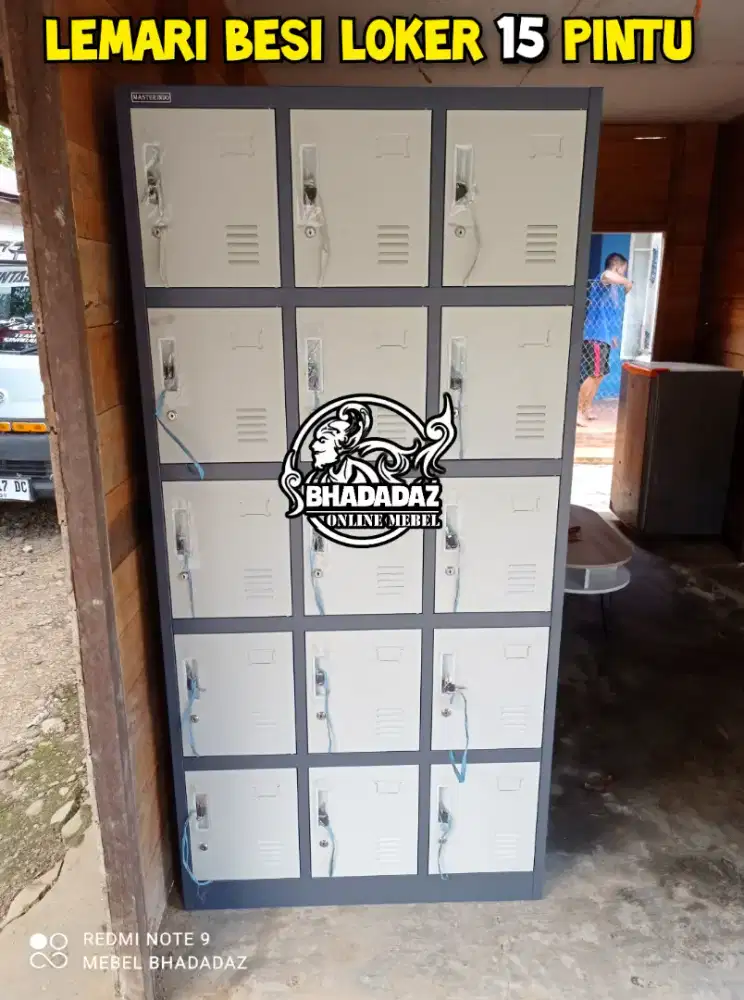 Lemari Besi Loker 15 Pintu