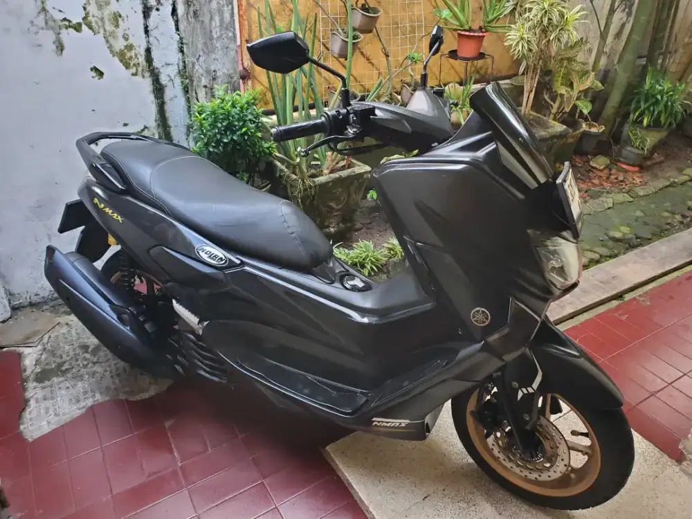 Yamaha Nmax Hitam 2019 Full orisinil.