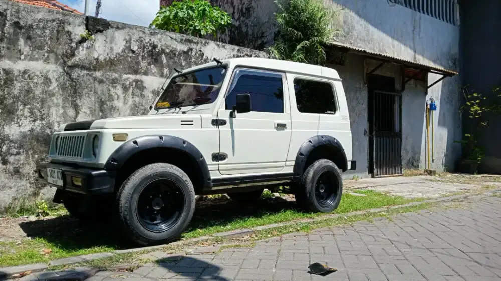 Jual Jimny 4x2 tahun 87 L Manyar