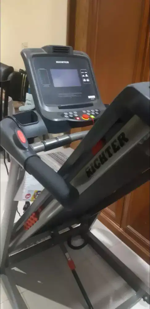 Dijual alat fitnes Masih 90%