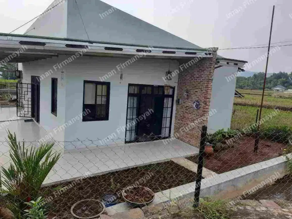 Dijual rumah kolam ikan + kebun