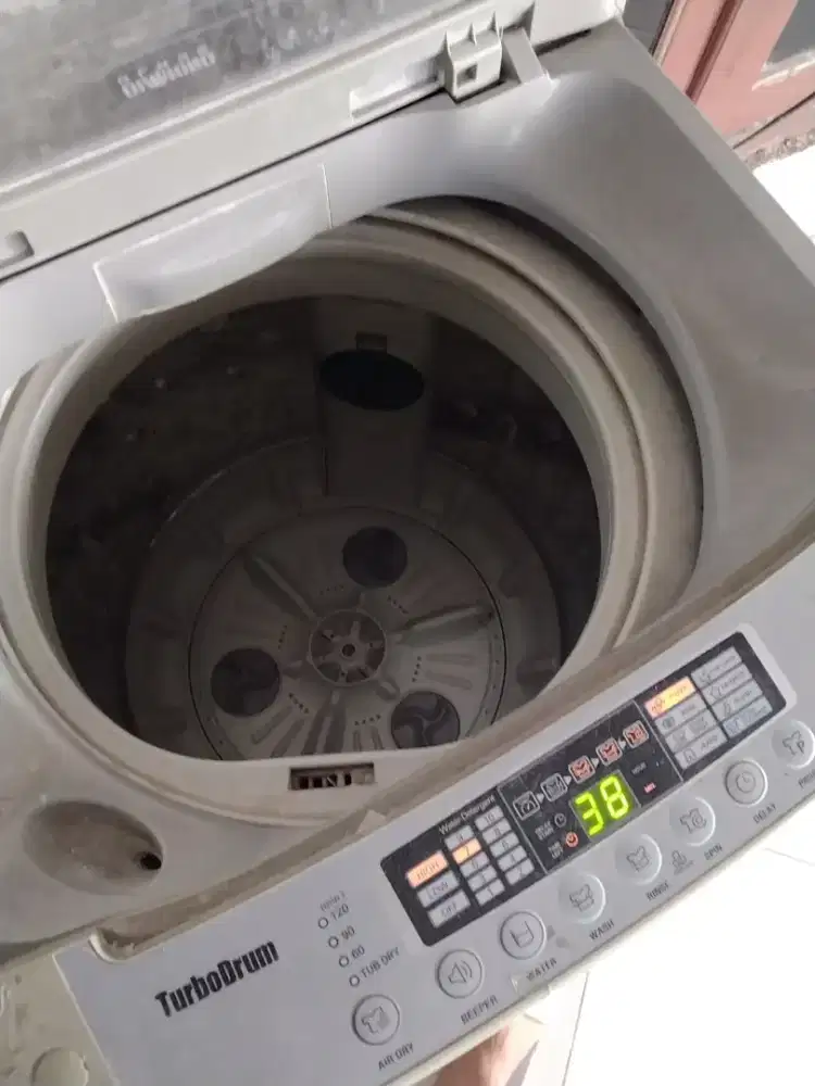 mesin cuci LG 8kg 1 tabung atas