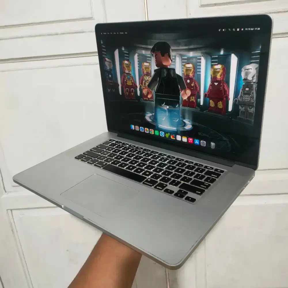 Macbook Pro Retina 15 Inc Core i7 Ram 8GB SSD 256GB Os Ventura