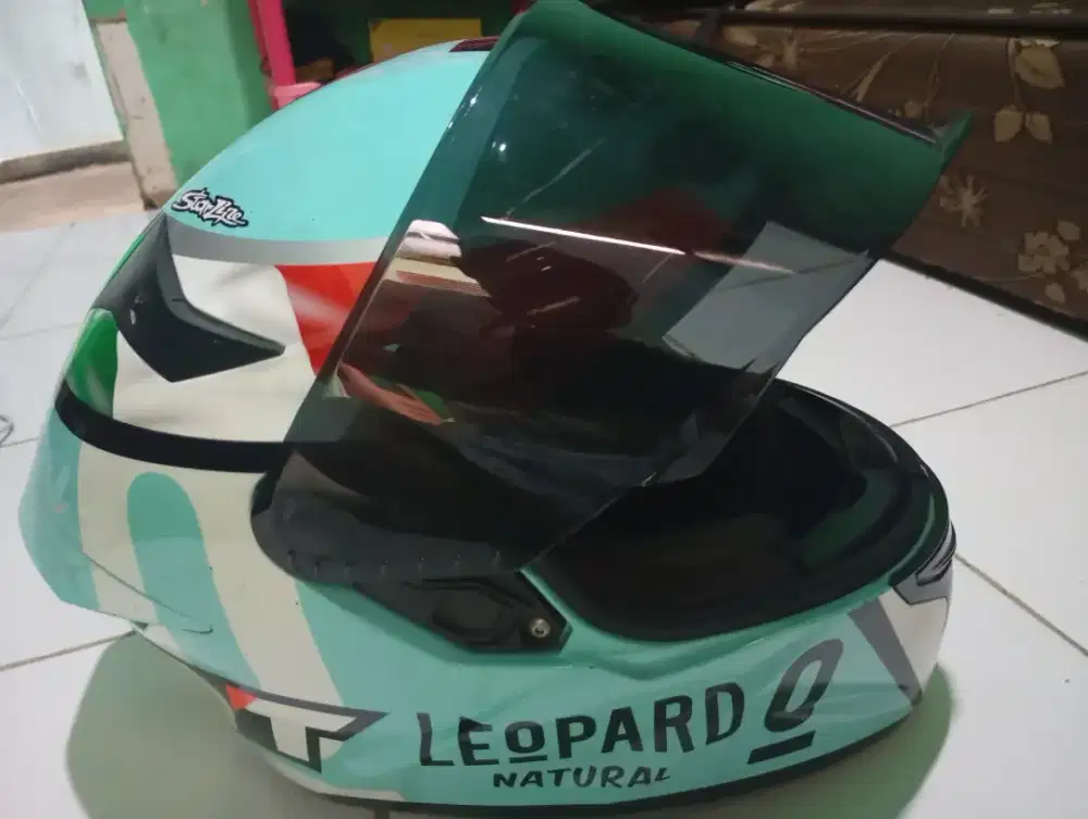 Helm KYT TTC Leopard