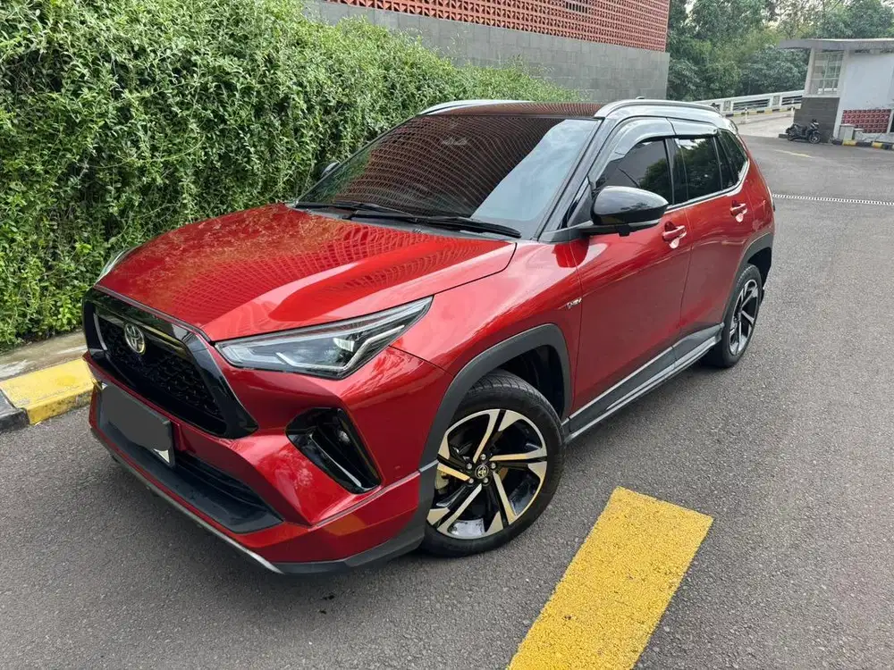 Jual Toyota Yariss Cross GR Hybrid Two Tone 2023