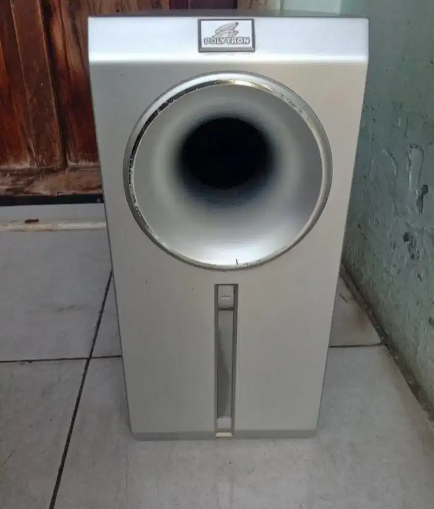 SUBWOOFER aktif POLYTRON 6 in josss