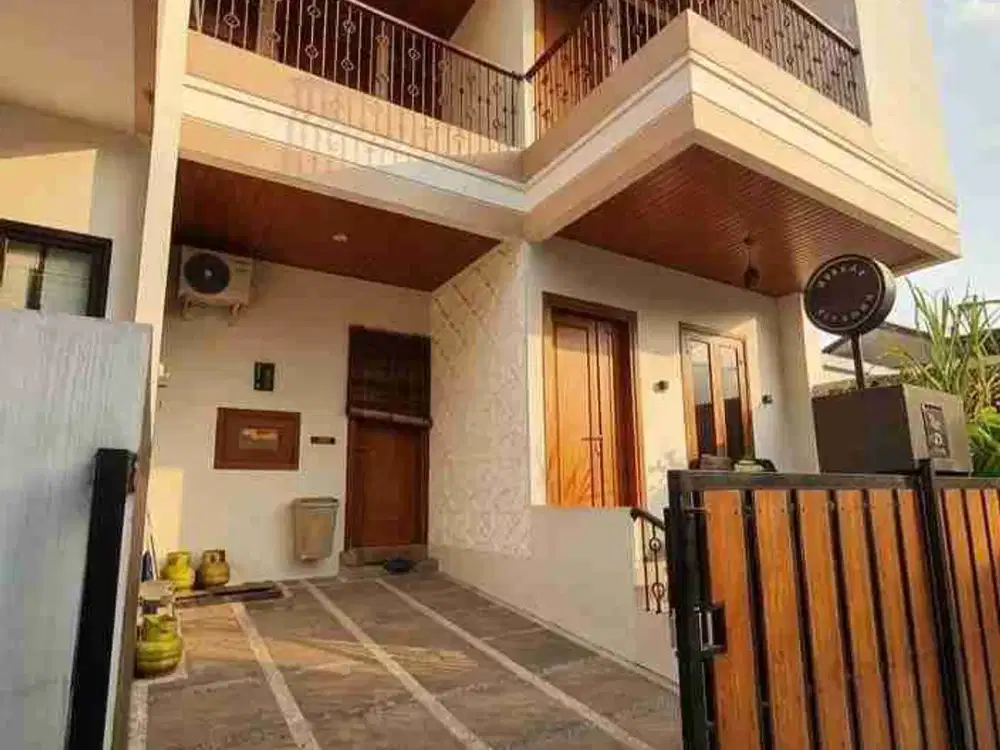 Dijual Rumah Baru di Cikutra Baru