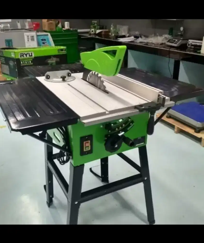 Table saw ryu 10 in RTS10