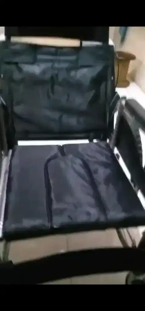 Jual kursi roda (bekas)