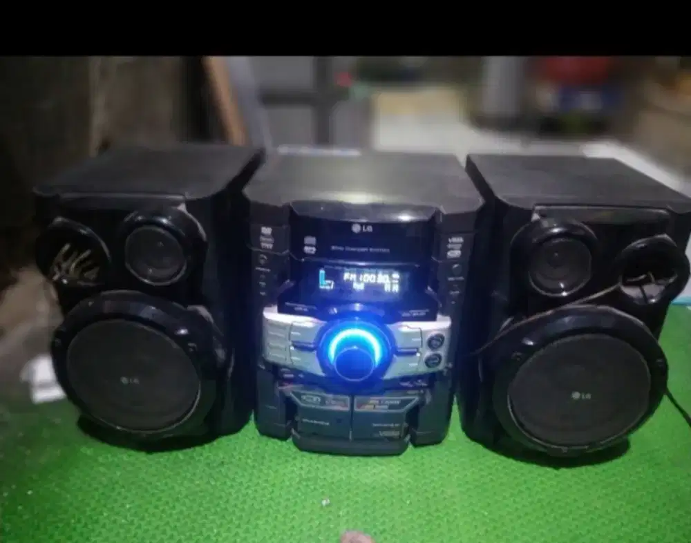 Compo LG hi-fi system bass ok