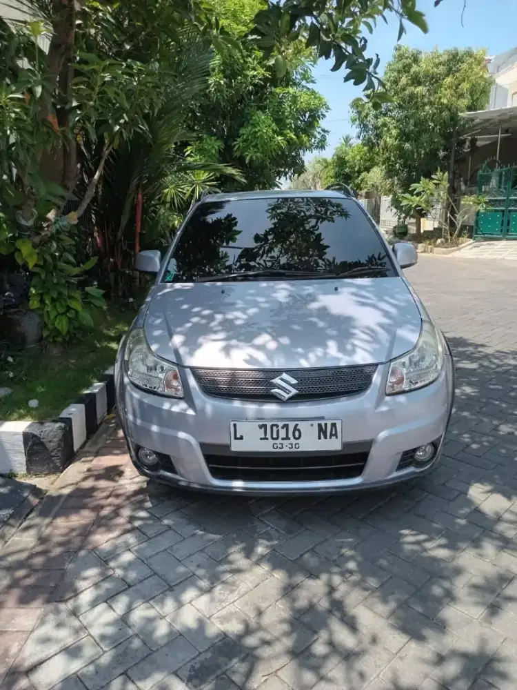 Dijual Cepat Suzuki X-Over Silver Mulus
