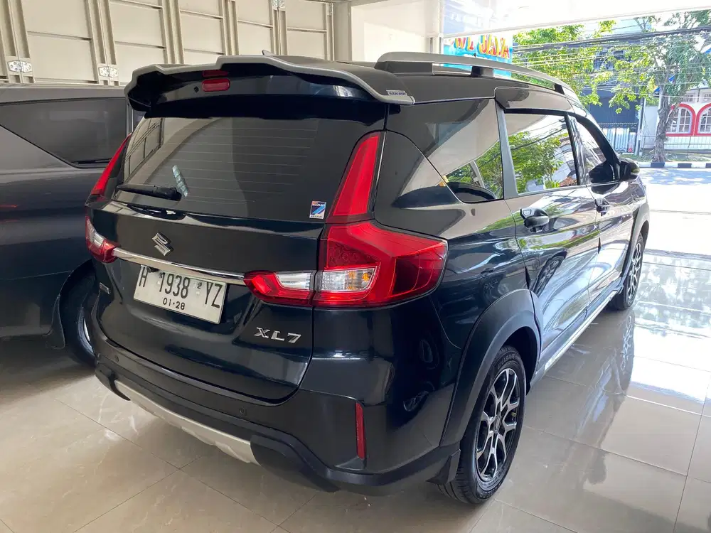 Suzuki XL7 2022 Bensin