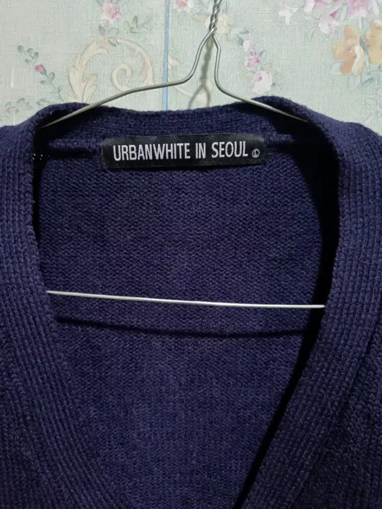 Cardigan urban white in suoul navy
