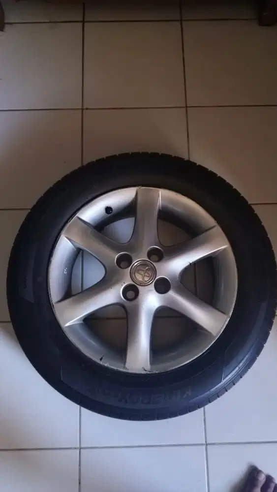 VELG DAN BAN TOYOTA ALTIS RING 15
