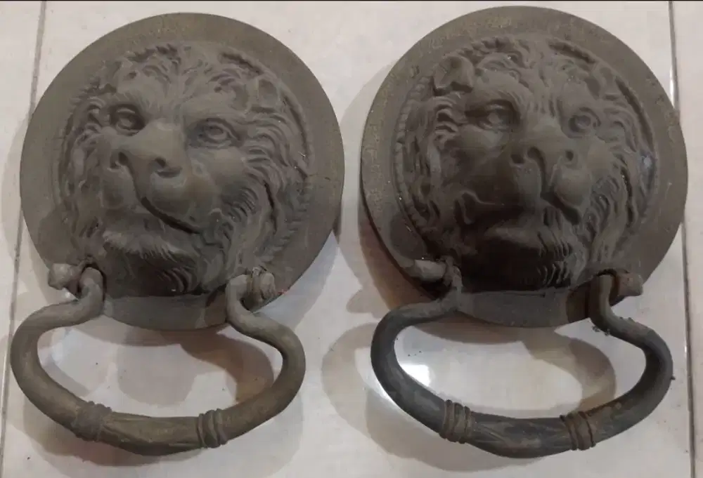 Hiasan pintu gerbang jadul