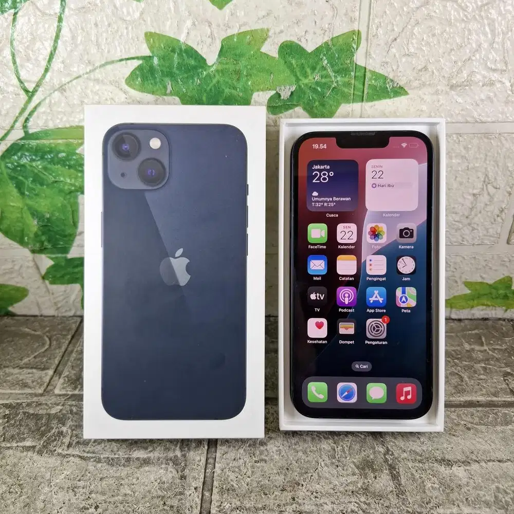 Iphone 13 128 GB ibox masih garansi