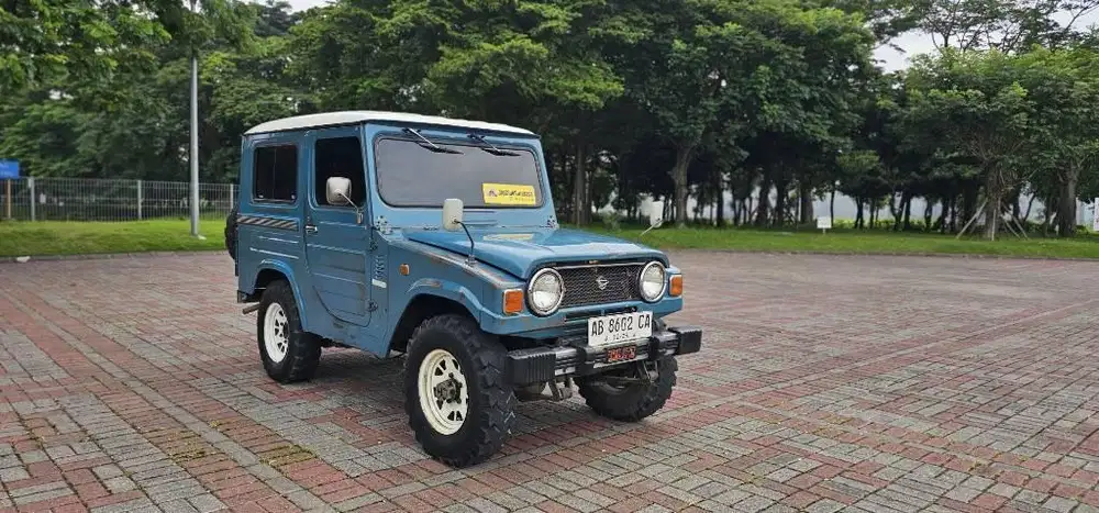 99%ori cat! Taft Kebo F50 4x4 Diesel thn 1982 kondisi super Antik