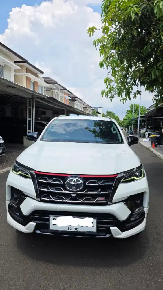 Jual Fortuner TRD facelift 2020 (model sudah yg terbaru)