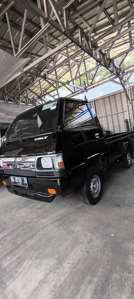 Mitsubishi L300 pick up AC PS