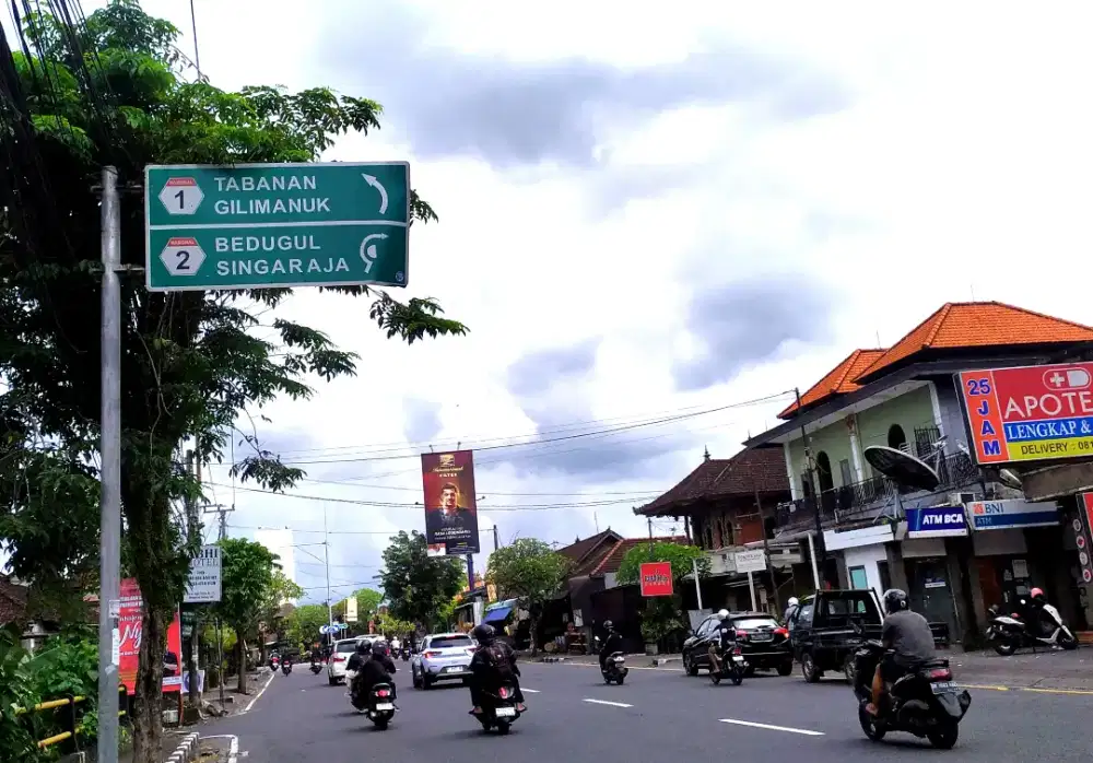 Kost AAA Bali - kamar AC- lokasi tenang-di Mengwitani, kab Badung,