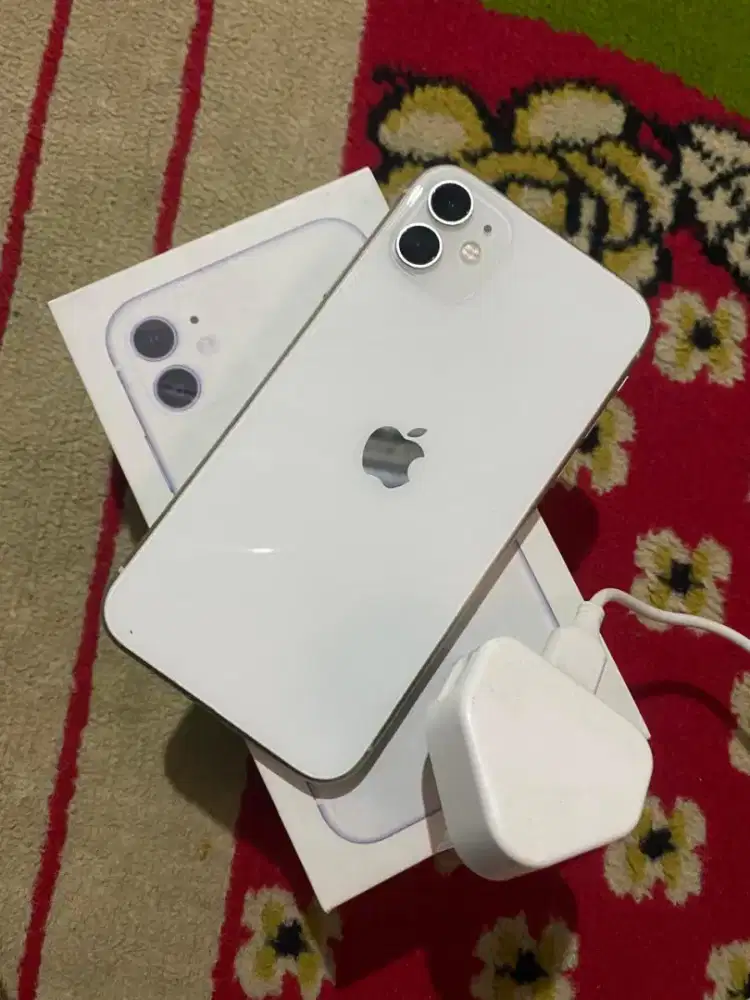 iPhone 11 All operator