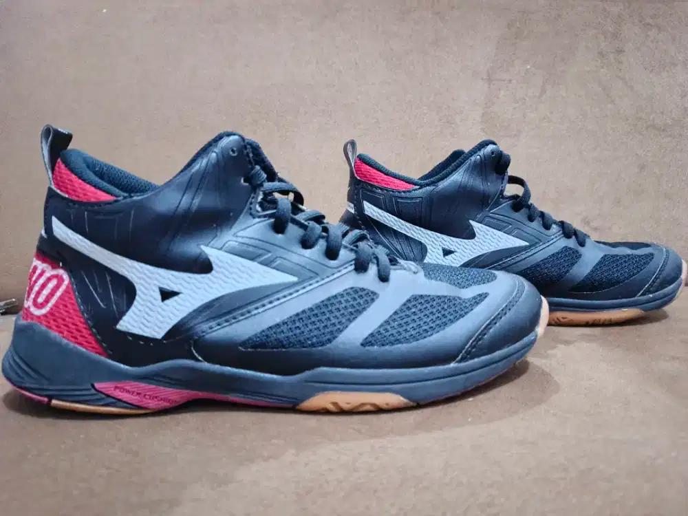 Sepatu Mizuno Second